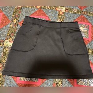 [athleta] scuba fleece lined pull on pocket mini skirt black M